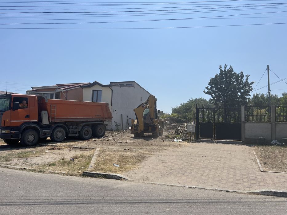 Inchiriez Excavator pe senile , Autobasculante 8x4
