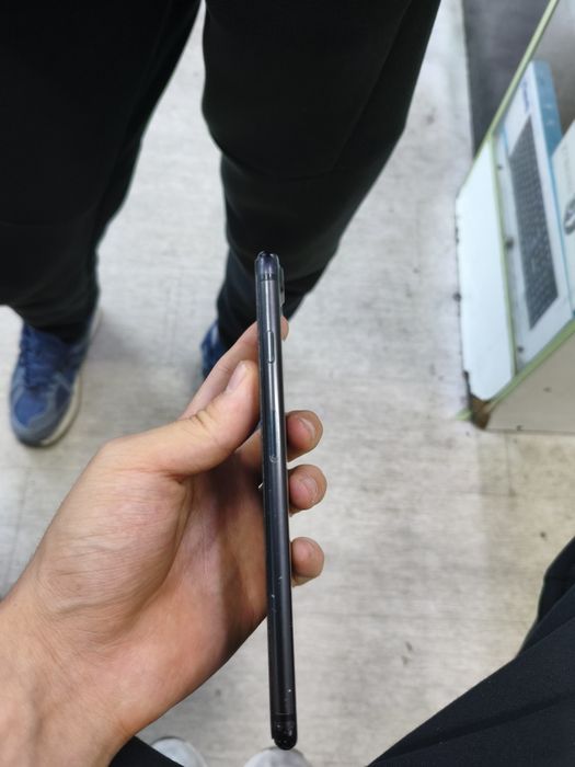 Продаи Iphone 7+