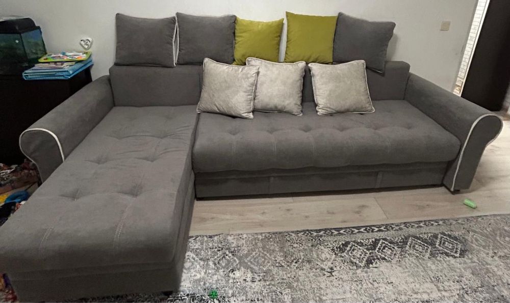 Продам диван срочно