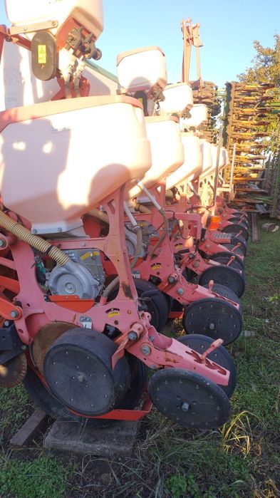 Semanatoare gaspardo porumb 8 randuri maschio gaspardo renata, MTR