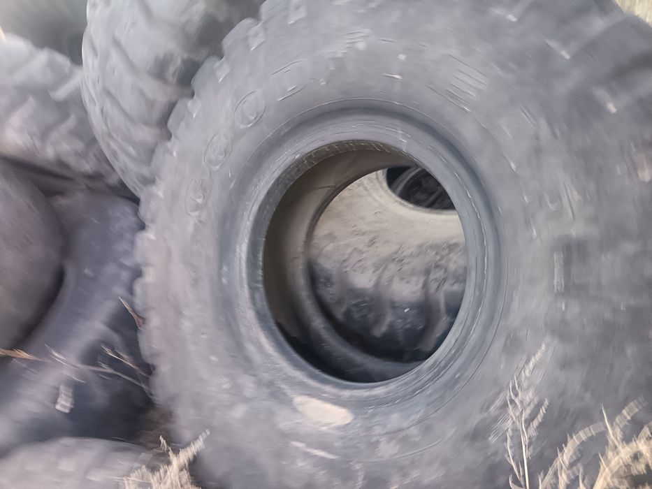 Шины  на погрузчик