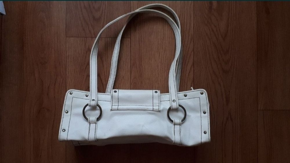 Женская белая cyмка