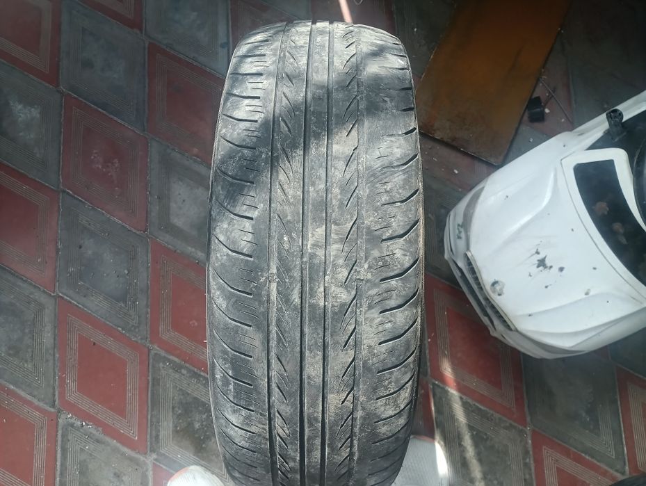 Покрышка шины 185/70/14