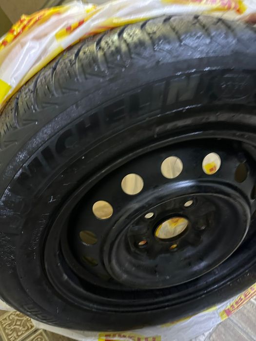 продам шину с диском R15 на запаску
