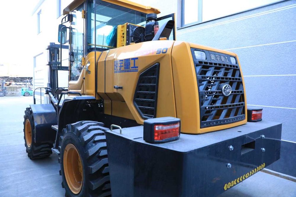 Вилочный погрузчик (Внедорожник 4х4) 3-3,5 тонна 3-4,5 метр В НАЛИЧИИ!