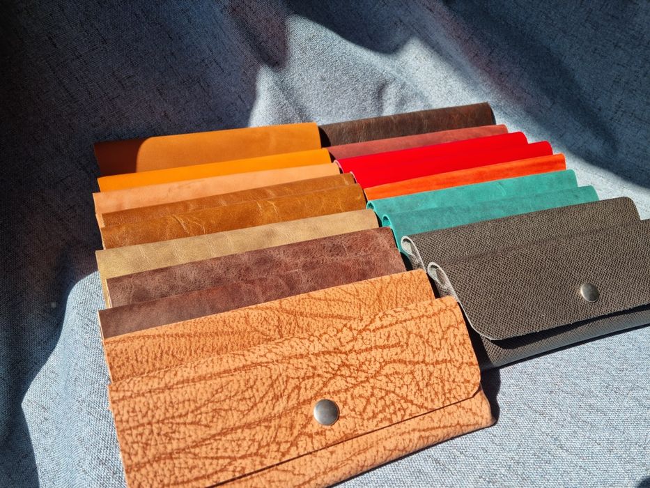 Penar / etui handmade din piele naturală