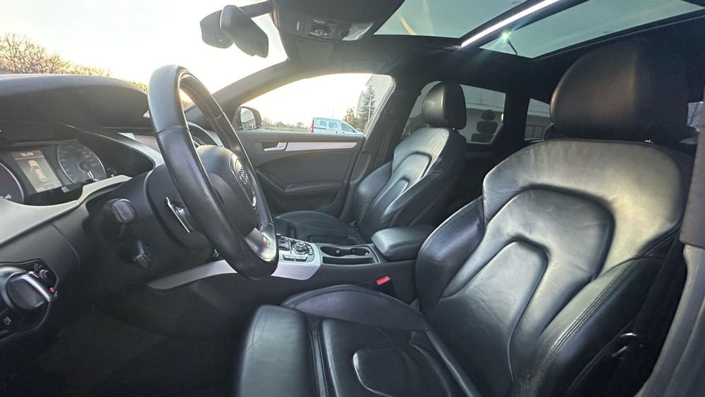 Audi S4 vinde Audi S4 Avant, întreținută cu grijă și fără compromisuri. Mașina