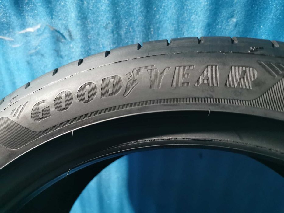 245/40 R17 - goodyear 2 bucati