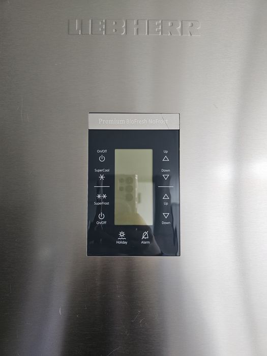Хладилник с фризер LIEBHERR No frost
