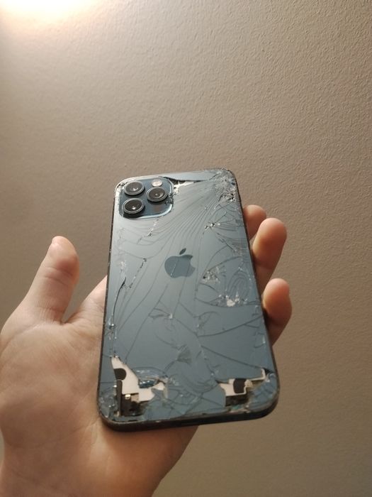 Telefon iPhone 12 pro Pacific blue nu functioneaza!!