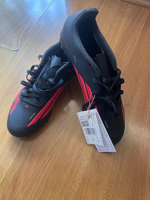 Adidași F50 Club turf sintetic negre mărime 39 1/3