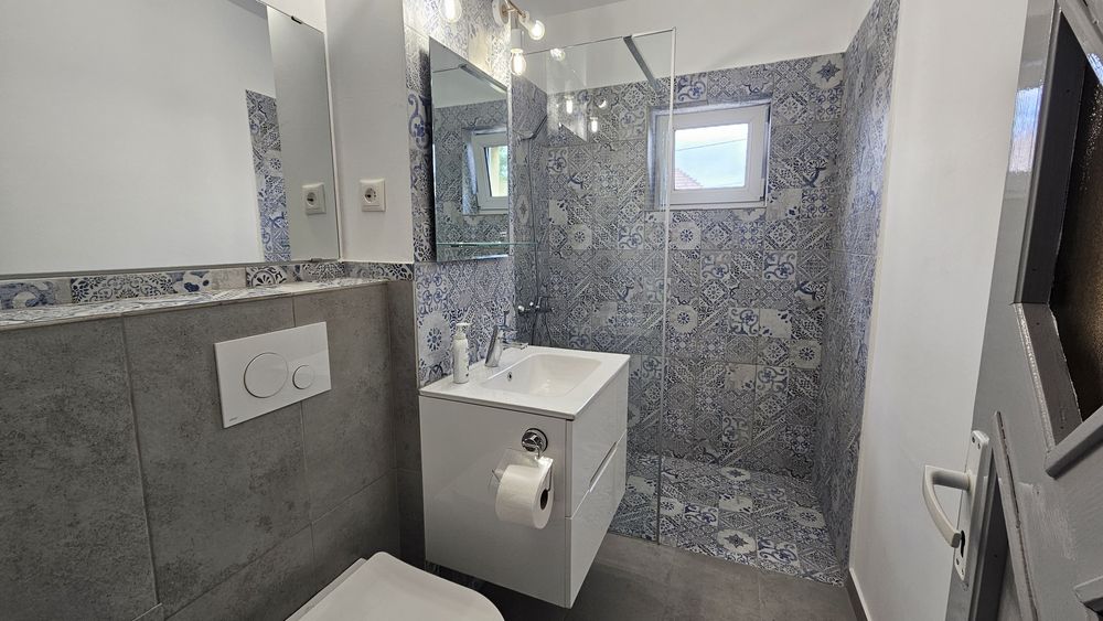 De închiriat apartament 55 mp, etaj I Centru