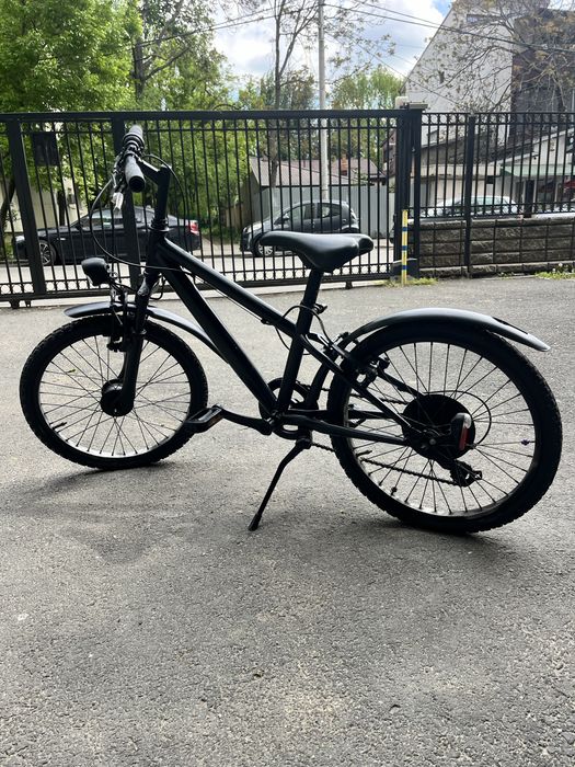 Vând bicicletă (20 inch)