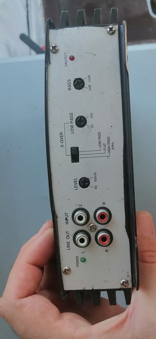 : Усилвател Blaupunkt GTA 2 Special 375W - 2 канален + Bass Boost - Работещ