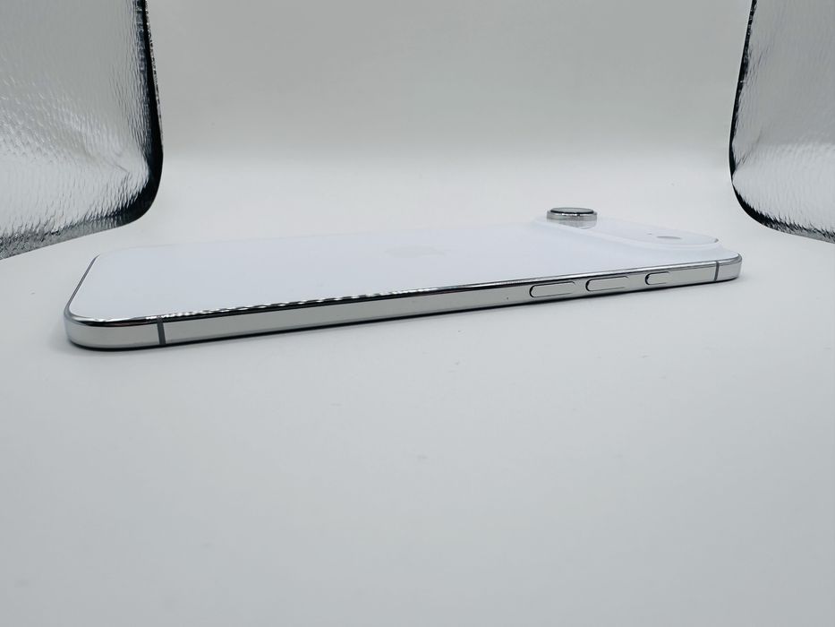 *Като Нов* Apple iPhone 17 Air 256 GB Cloud White Unlocked