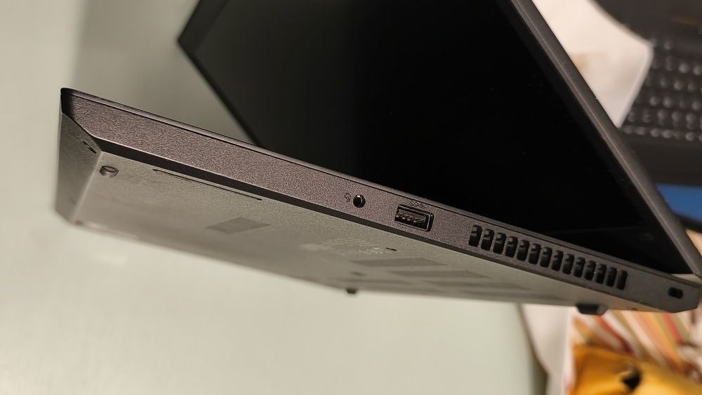 Lenovo I5 10th gen, 32Gb RAM, Nvme 256Gb