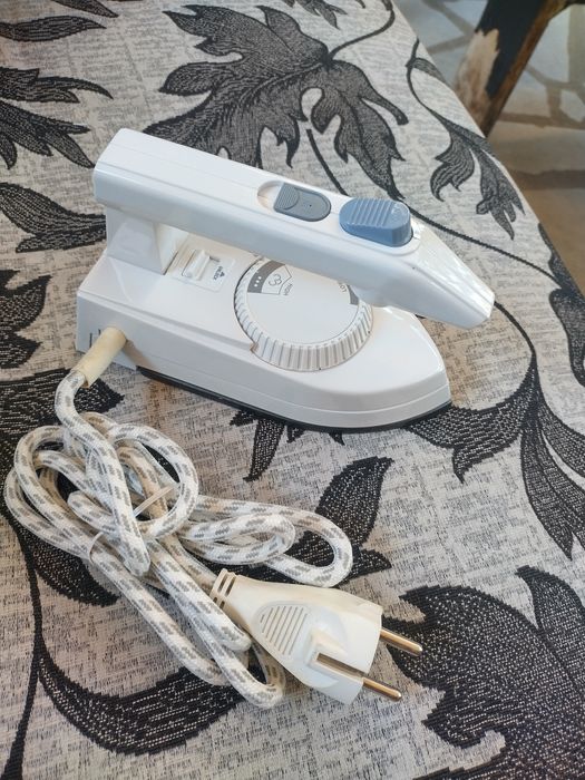 Ютия за къмпинг .