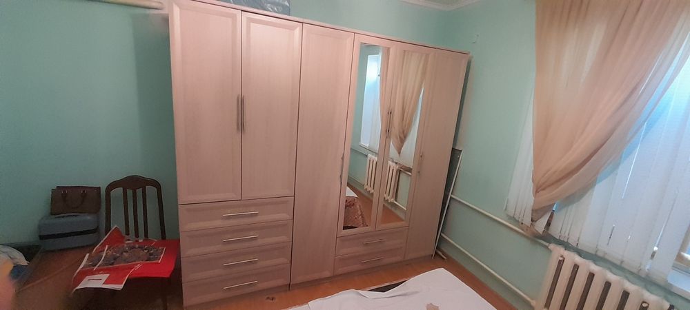 Срочно шкаф 100 000
