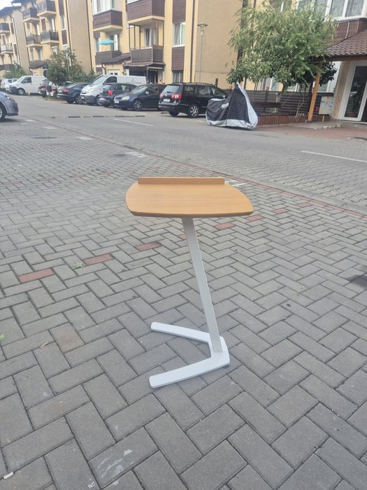 Măsuță Lectură sau pentru scris.