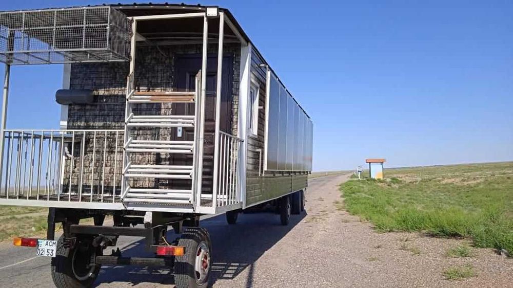 Вагон на колесах