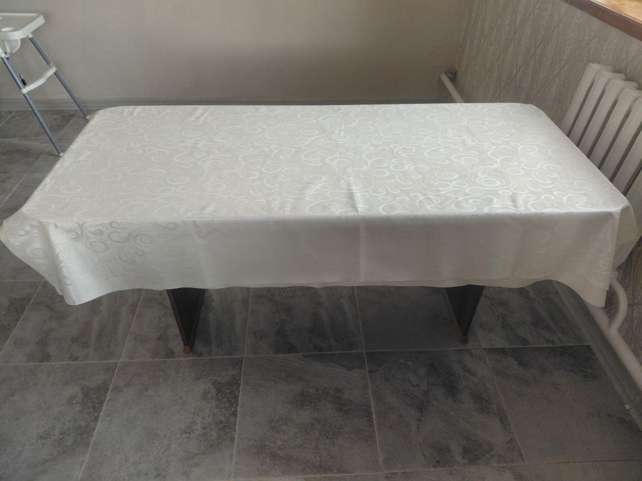 Стол2метр,ени 80.