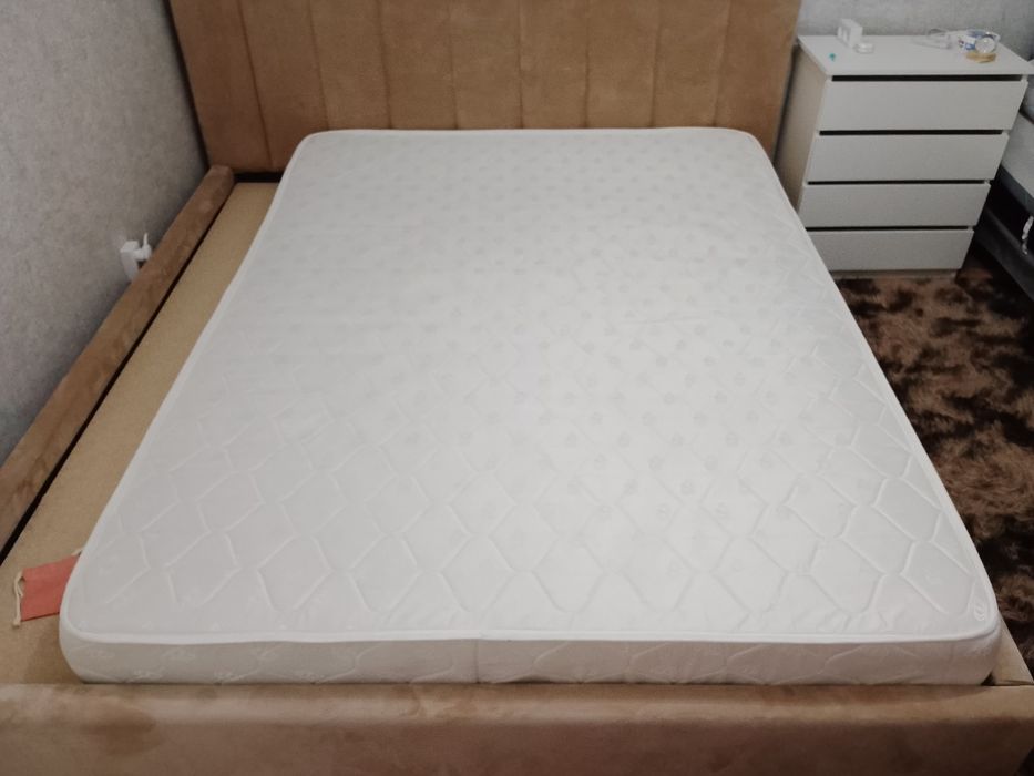 Продам матрас ортопедический 150*2