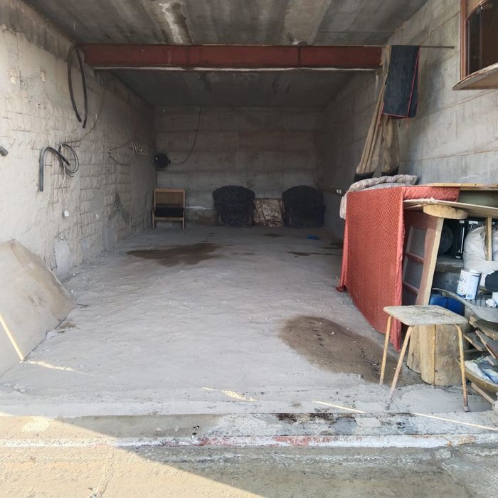 Гараж в районе АТК