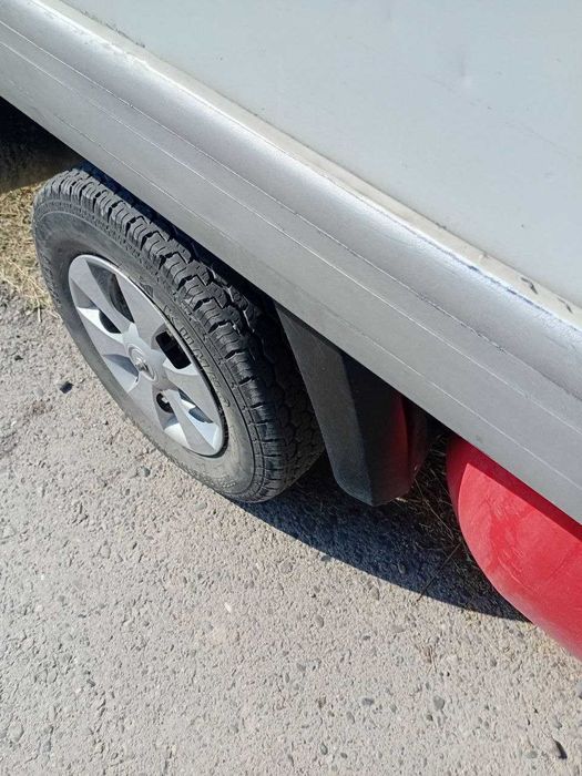 KIA  BONGO srochno  sotiladi