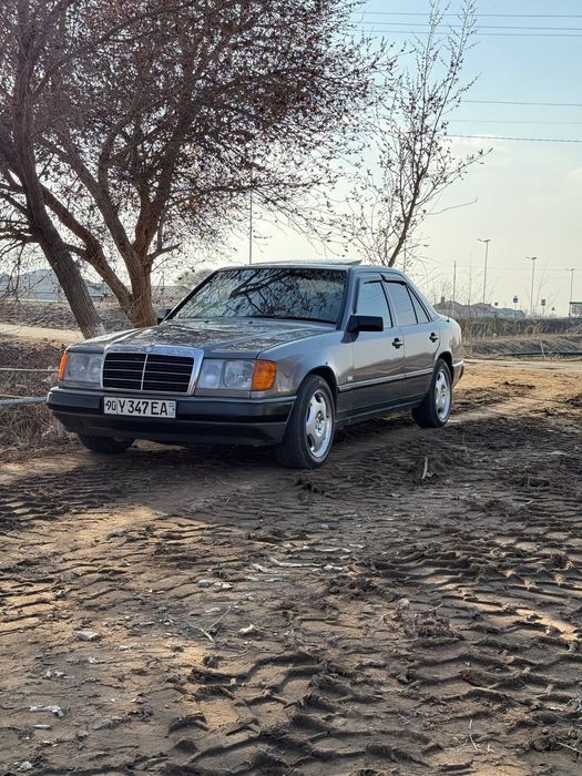 Mercedes benz w124