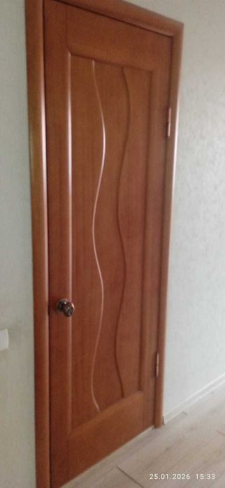 Продам межкомнатные двери б/у