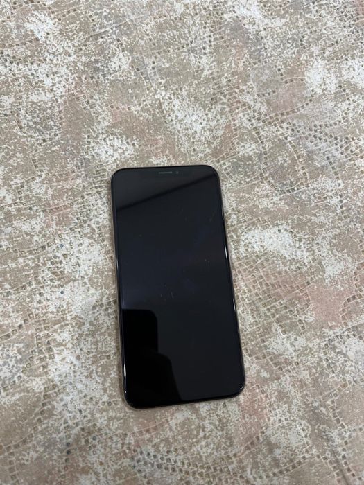 Продам iphone xs 64гб