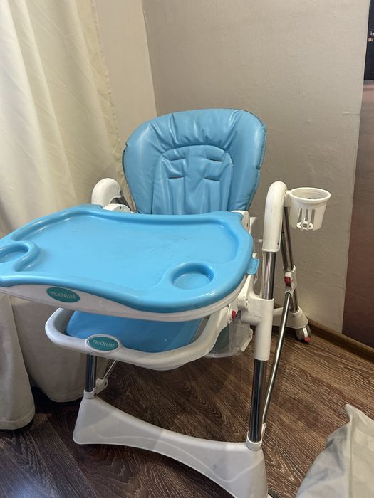 Детский стульчик для кормления