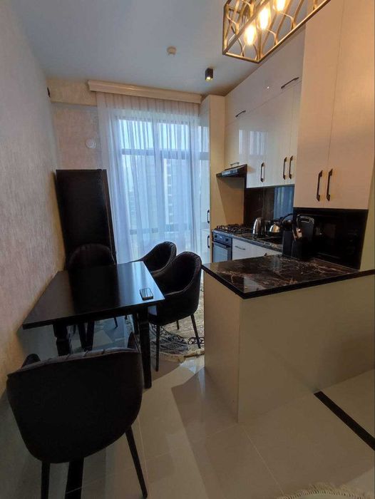 Сдается 2х комнатная квартира на 5 этаже Ориентир Бухара сити