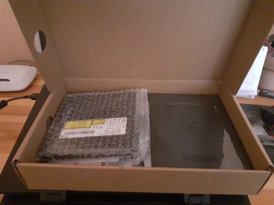 Лаптоп Lenovo adeapad 700