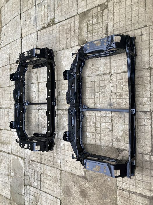 Очиларка/маска за тойота урбан крузер/Toyota urban cruiser 2010г