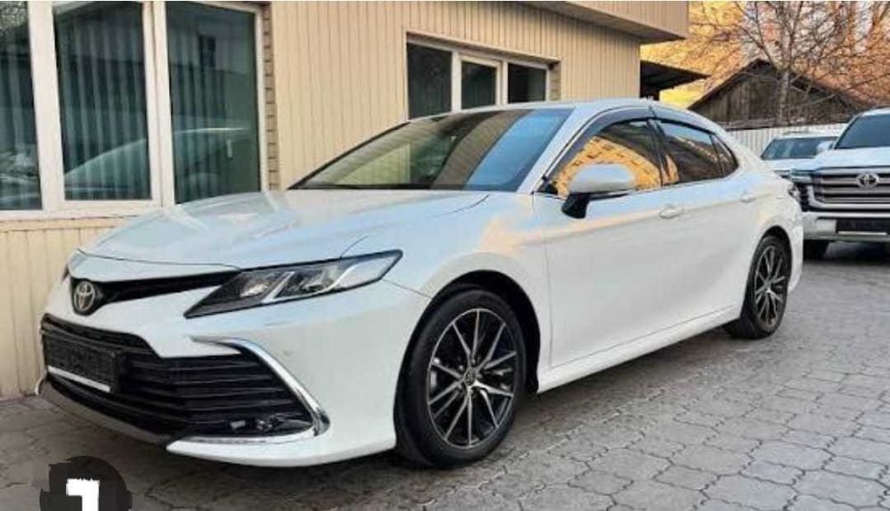 Аренда авто Camry 75