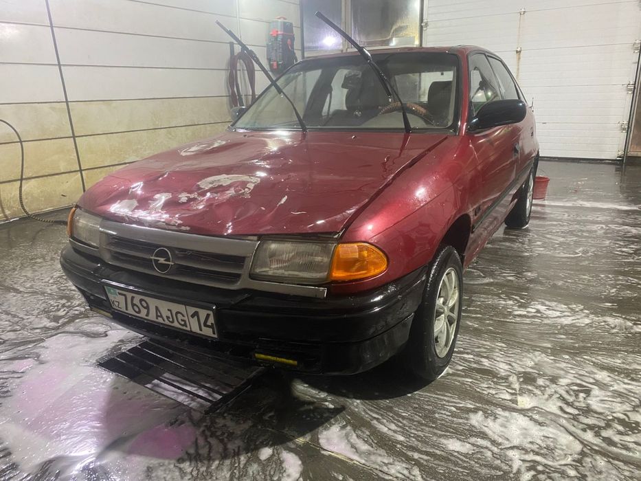 Продам Opel Astra 1991г