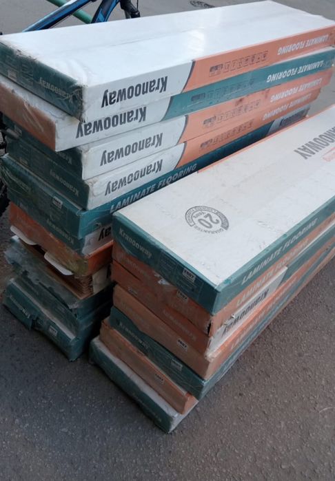 Продам ламинат 33 кл 8 мм