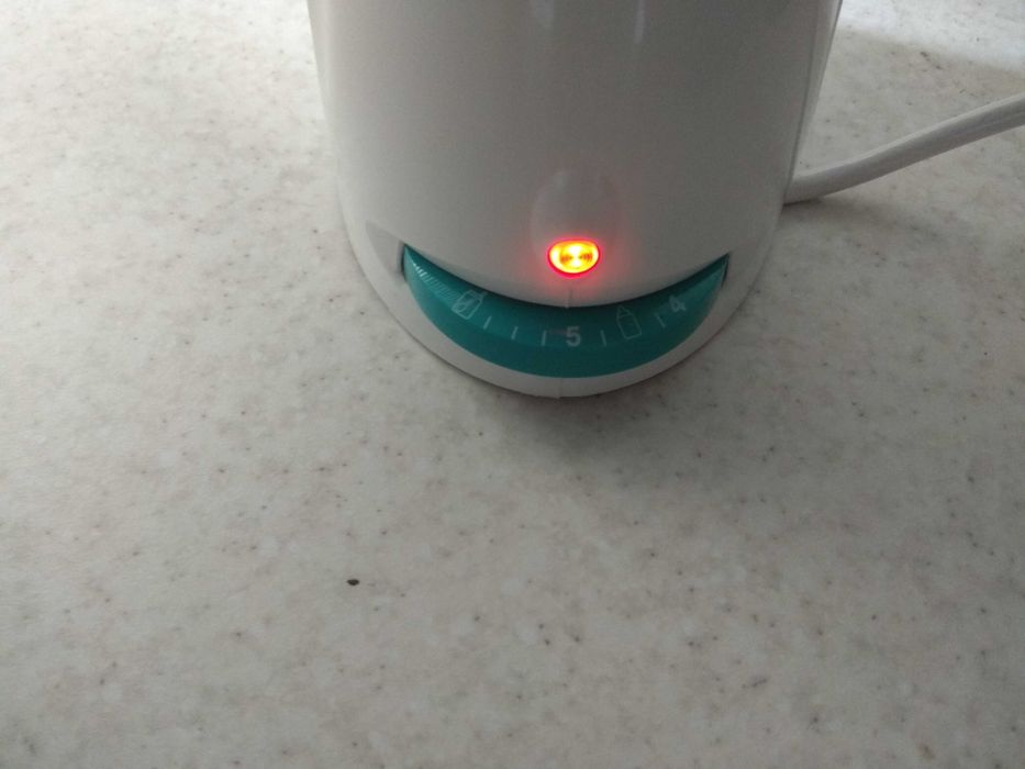 Бърз нагревател за бутилки EMIDE