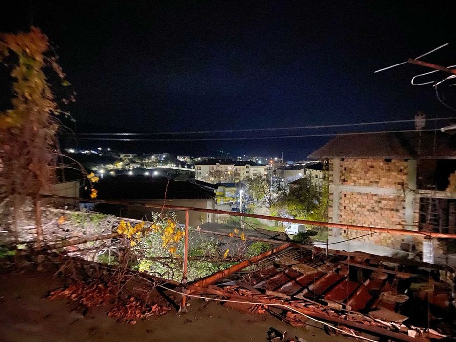 Продава се Къща в Дряново - 600 кв.м за 162 €/кв.м - Снимка #1