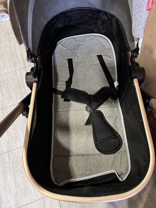 Детская коляска в хорошем состоянии