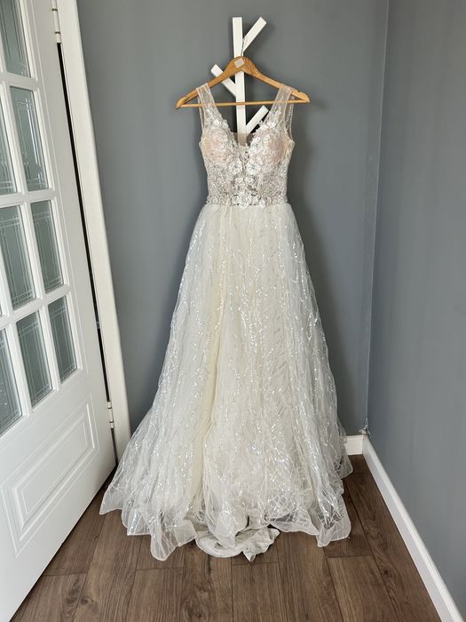 Продам СРОЧНО свадебное платье