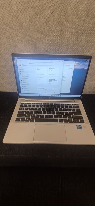 HP EliteBook 830 G8, 13.3 inch, i7 Gen 11, 32 GB RAM, Rucsac HP