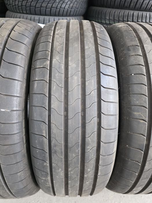 225/55/18 BRIDGESTONE 4бр