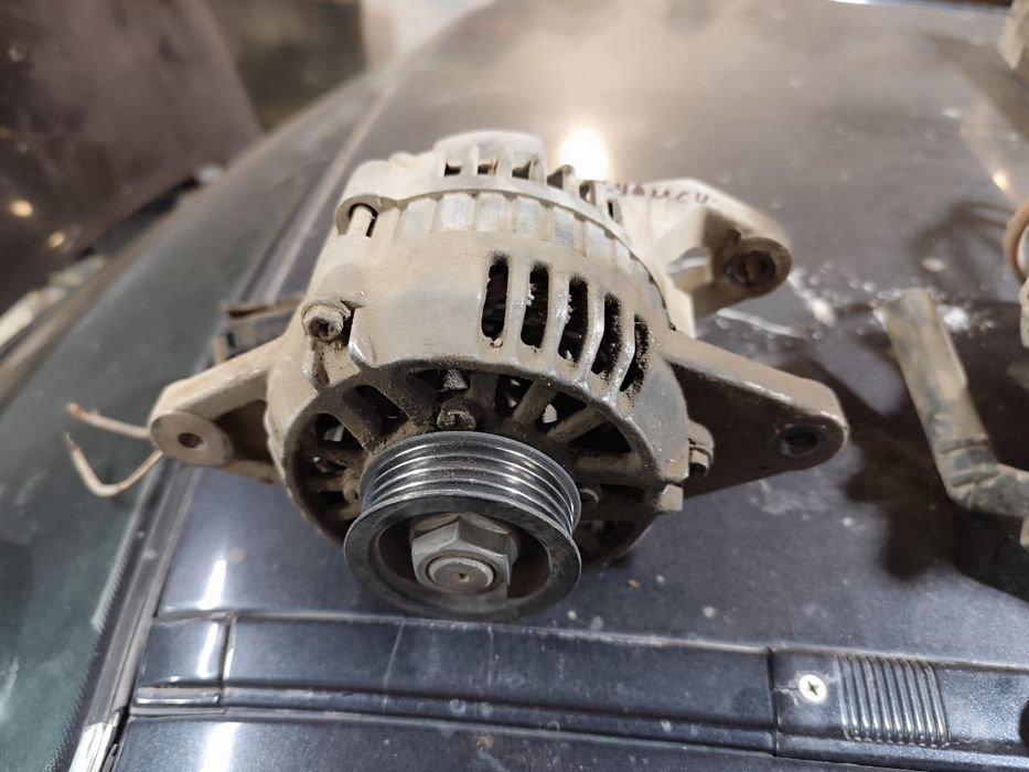 Генератор Митсубиси Галант 33 кузов 4G37