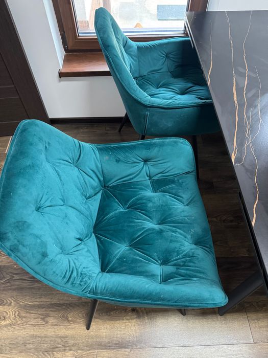 Vand masa extensibila din granit + 4 scaune catifea albastru smarald