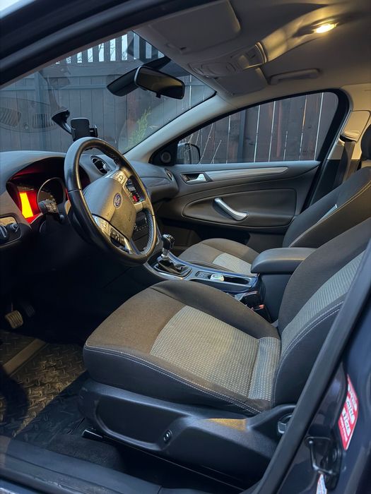 Vand FORD MONDEO  1,6 Diesel…an 2011