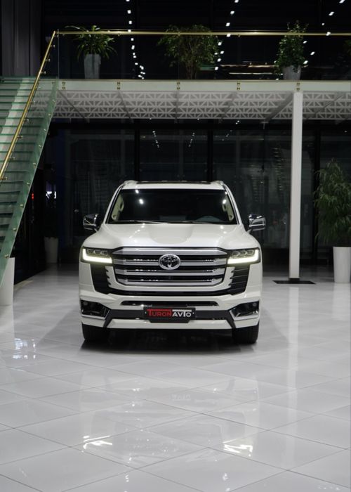 Toyota LC300 в Ташкенте