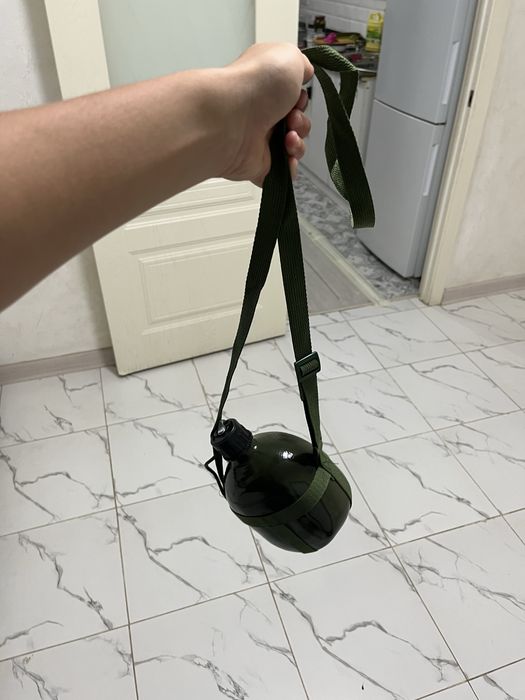 Фляжка армейская