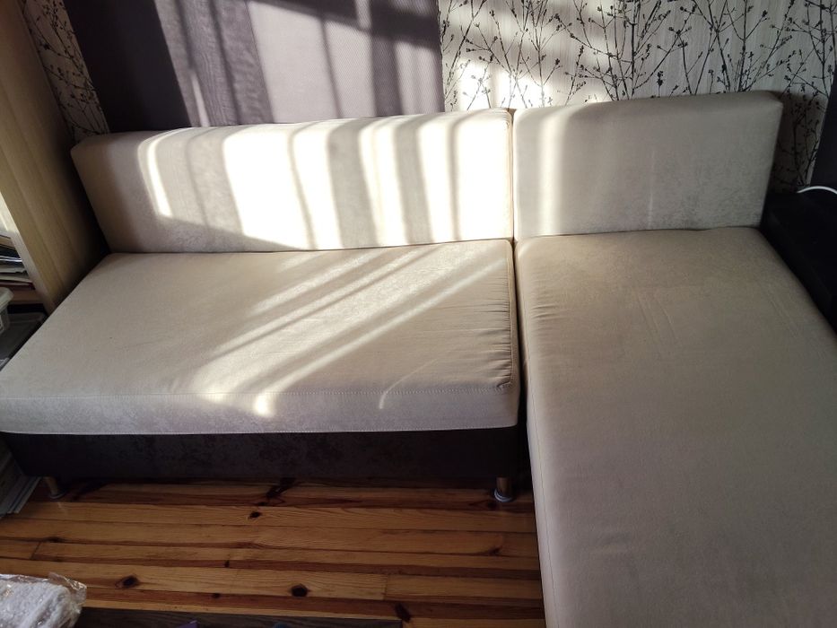 Диван ,две часи разтегателен